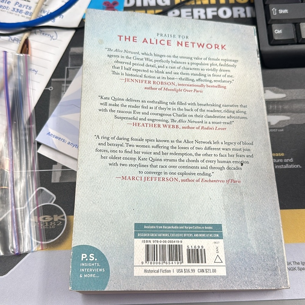 The Alice Network book - Picture 4 of 5